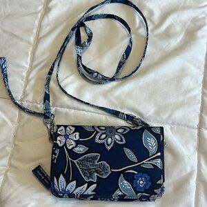 Vera Bradley All in One crossbody bag